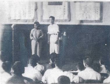 图六集广义务夜校成立三周年校庆演出（1947年7月）.jpg